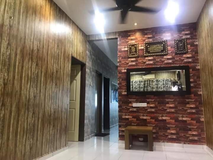 No 96 Nazirin Homestay Lumut Exterior photo